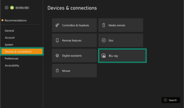 Xbox Settings menu with Devices & connections selected and the Blu-ray option highlighted.